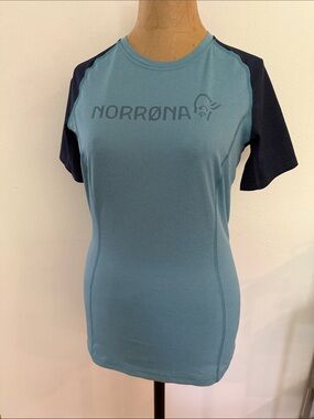 Norrona XS Women's Blue Short-Sleeve Performance Tee no fabric tag tiny pin hole